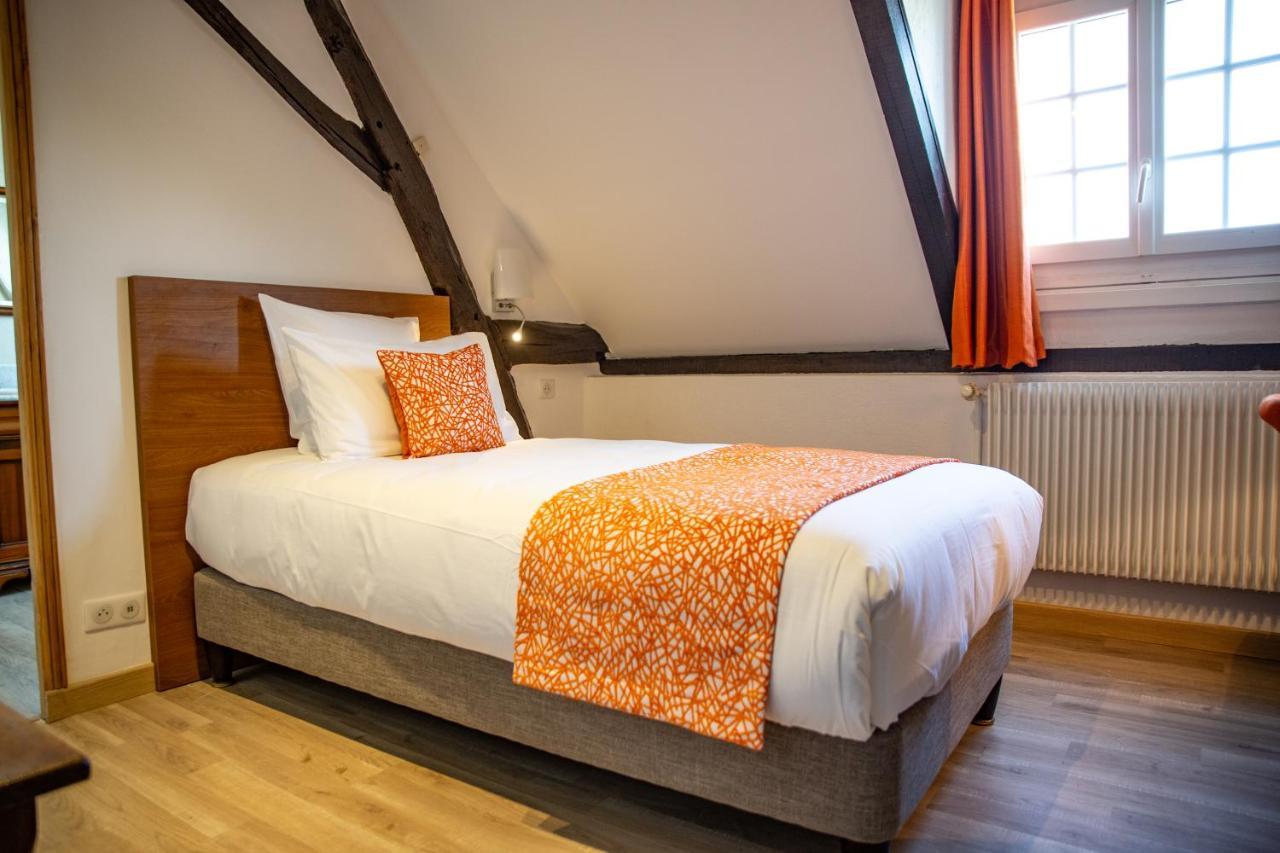 Le Moulin D'Hauterive Saint-Gervais-en-Valliere Екстер'єр фото