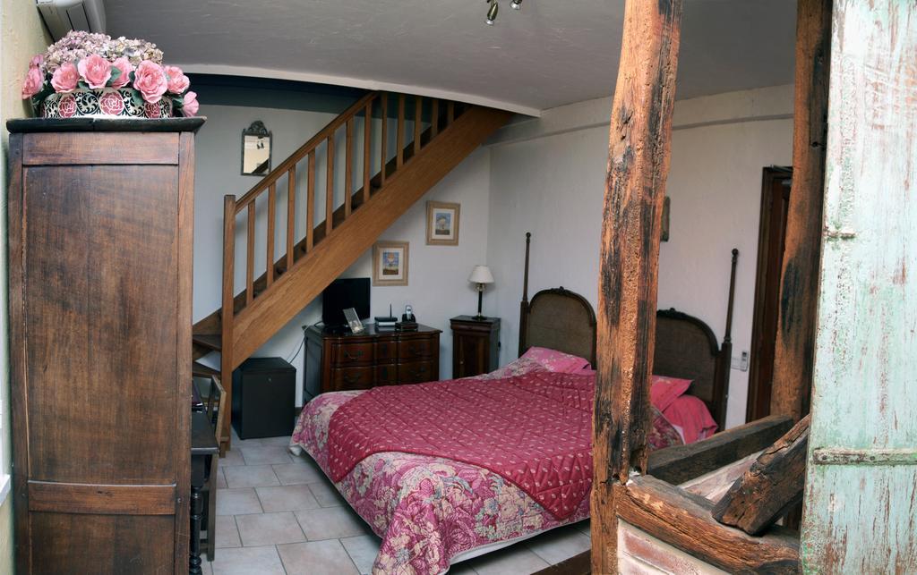 Le Moulin D'Hauterive Saint-Gervais-en-Valliere Екстер'єр фото