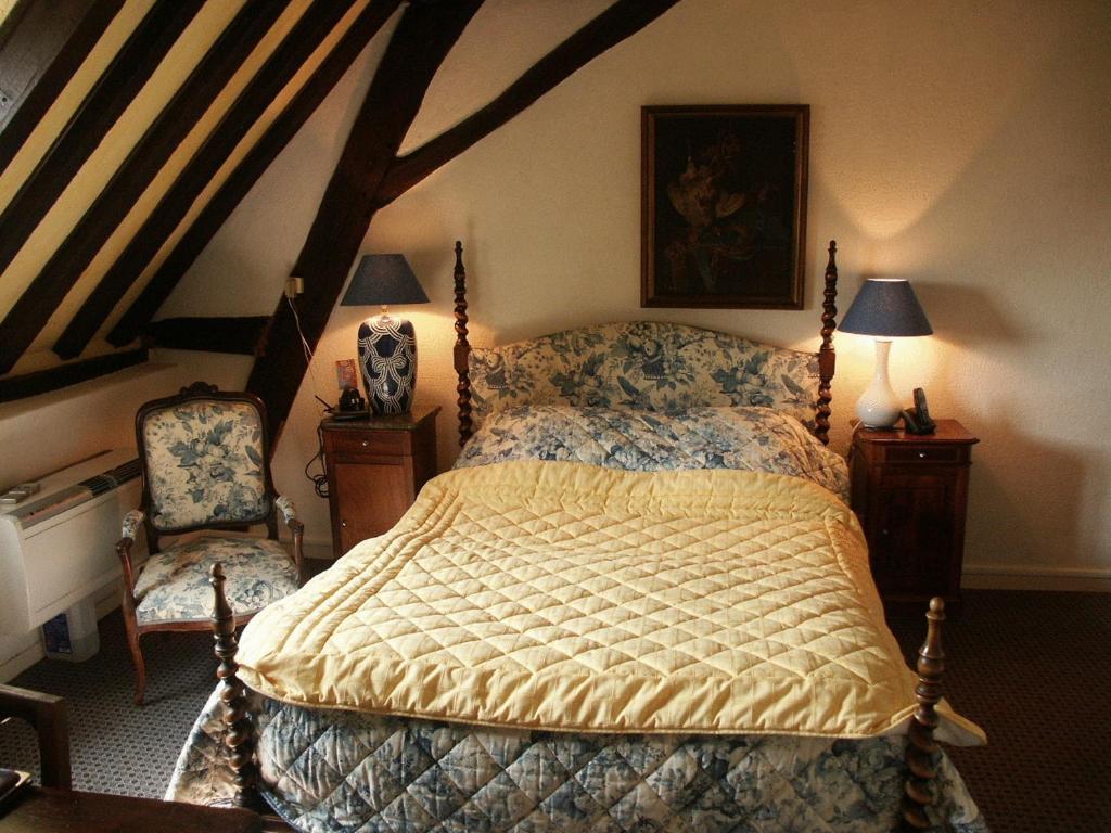 Le Moulin D'Hauterive Saint-Gervais-en-Valliere Номер фото